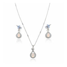 Meama Pendant Set With Earrings