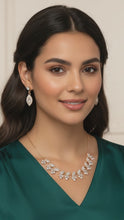 Komal Necklace Set ( 1 necklace with 2 earrings )